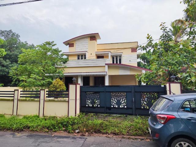 6 BHK Duplex in Pallikkara for rent Kochi. The reference number is 20960936