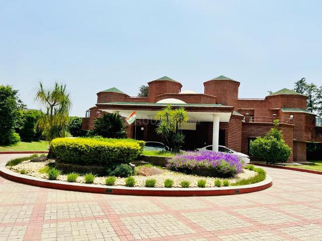 6 BHK Farm House in Dera Mandi for resale New Delhi. The reference number is 18304062