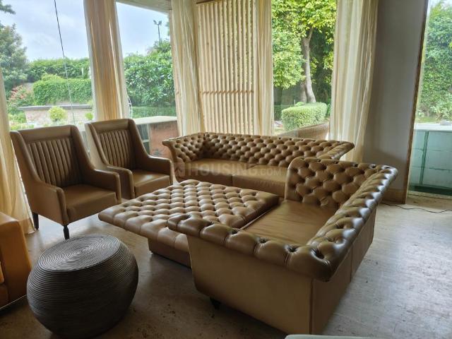 6 BHK Farm House in DLF Farms for resale New Delhi. The reference number is 18304222