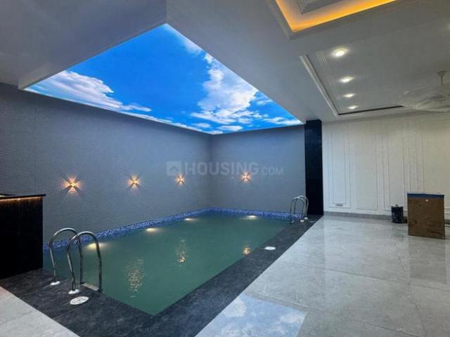 6 BHK Farm House in Vasant Kunj for rent New Delhi. The reference number is 20481756