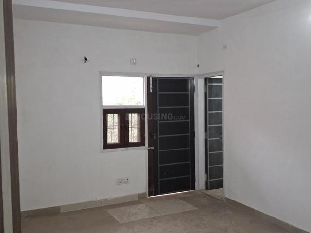 6 BHK Independent Builder Floor in Sarita Vihar for resale New Delhi. The reference number is 19720225