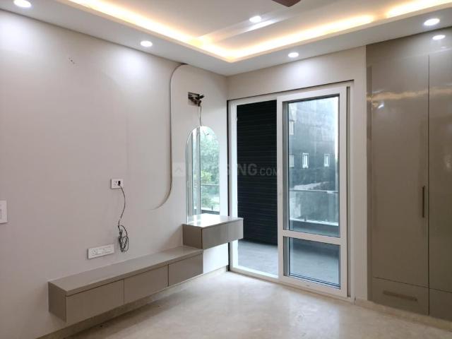 6 BHK Independent Builder Floor in Sector 17 Dwarka for resale New Delhi. The reference number is 21180662