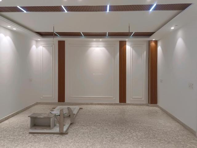 4 BHK Independent Builder Floor in Sector 20 Rohini for resale New Delhi. The reference number is 21129367