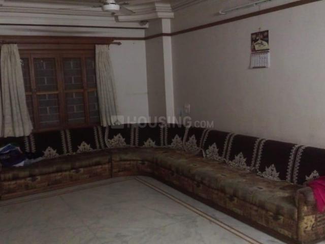 6 BHK Independent House in Thaltej for resale Ahmedabad. The reference number is 2569593