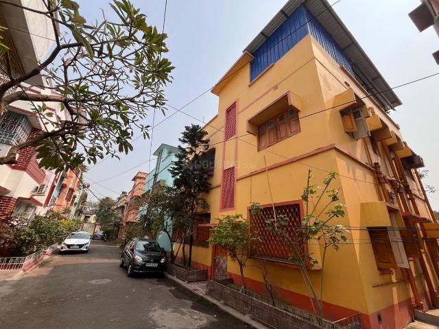 6 BHK Independent House in Tollygunge for resale Kolkata. The reference number is 19589742