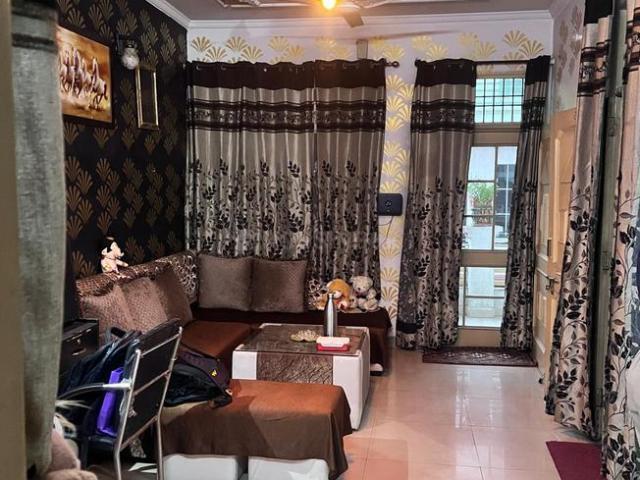6 BHK Independent House in Utrathiya for resale Zirakpur. The reference number is 15133517