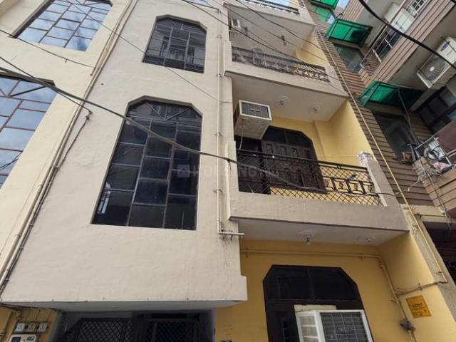 6 BHK Independent House in Vasundhara for resale Ghaziabad. The reference number is 20991498