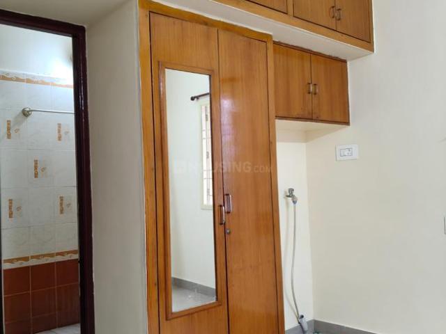 6 BHK Independent House in Velachery for resale Chennai. The reference number is 20998296