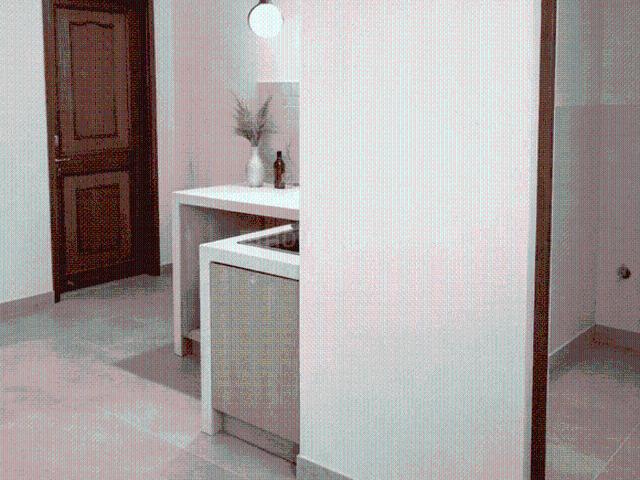 6 BHK Independent House in Vishnu Garden for resale New Delhi. The reference number is 19243006