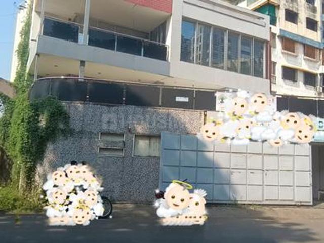 6 BHK Independent House in Adajan Gam for resale Surat. The reference number is 19309716