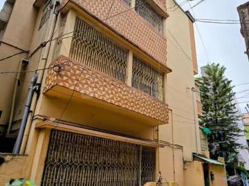 6 BHK Independent House in Baguiati for resale Kolkata. The reference number is 20458142