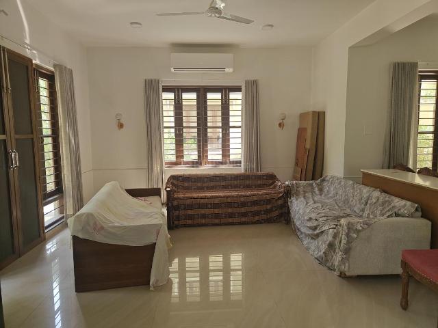 6 BHK Independent House in Bhadaj for resale Ahmedabad. The reference number is 19608056