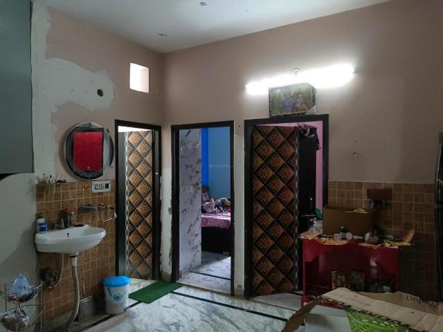 6 BHK Independent House in Budh Vihar for resale New Delhi. The reference number is 20795018