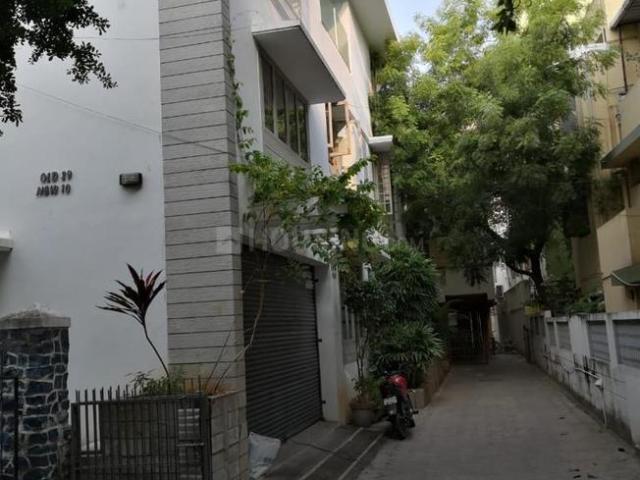 6 BHK Independent House in Chetpet for resale Chennai. The reference number is 19348306
