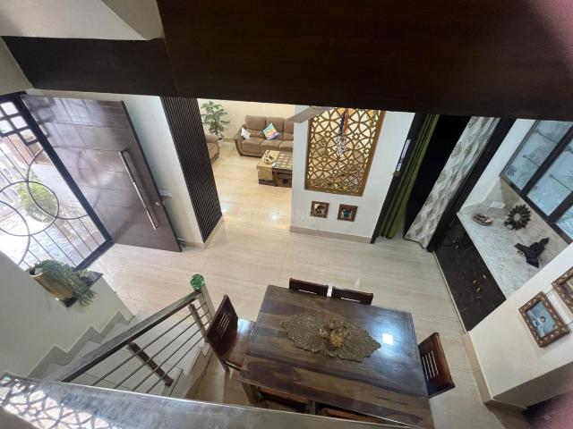 6 BHK Independent House in Dalanwala for rent Dehradun. The reference number is 21284704