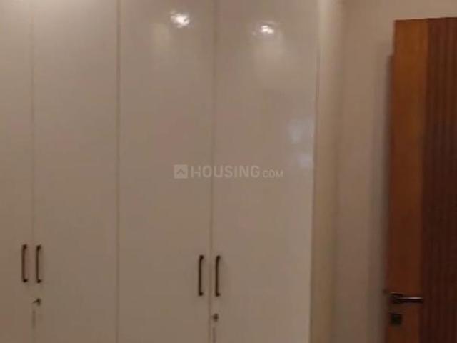 6 BHK Independent House in Defence Colony for rent New Delhi. The reference number is 20665985