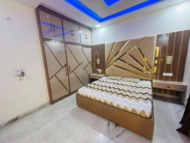 6 BHK Independent House in Dhakoli for resale Zirakpur. The reference number is 19246483