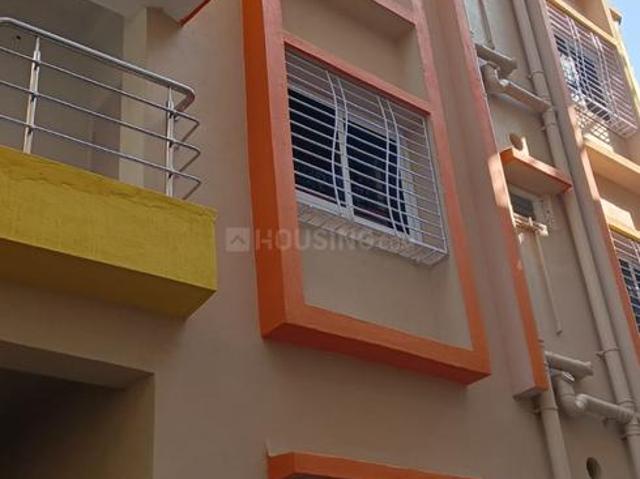 6 BHK Independent House in Dhakuria for resale Kolkata. The reference number is 21100714