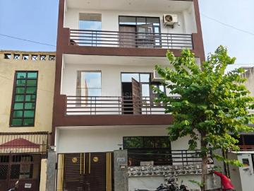 6 BHK Independent House in Gamma I for resale Greater Noida. The reference number is 20226239