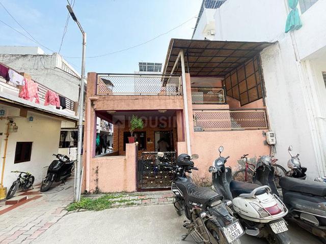 6 BHK Independent House in Ghatlodiya for resale Ahmedabad. The reference number is 21003224
