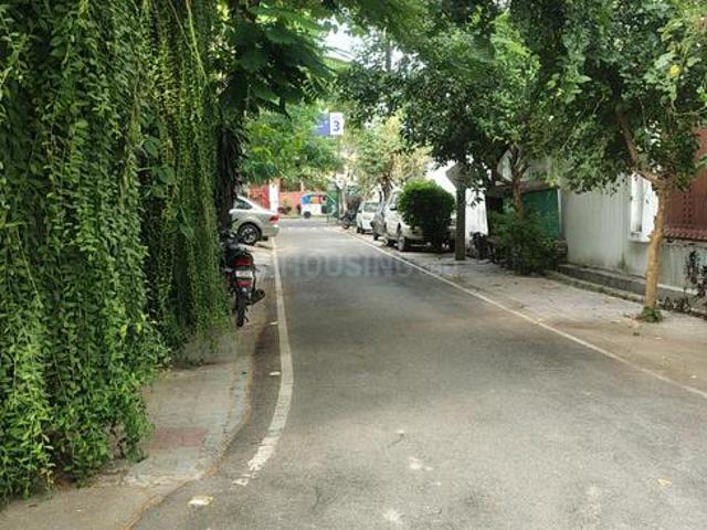 6 BHK Independent House in Gomti Nagar for resale Lucknow. The reference number is 21328737