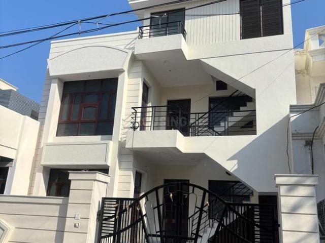 6 BHK Independent House in HUDA for rent Jagadhri. The reference number is 20909580