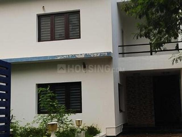 6 BHK Independent House in Injambakkam for resale Chennai. The reference number is 21383277