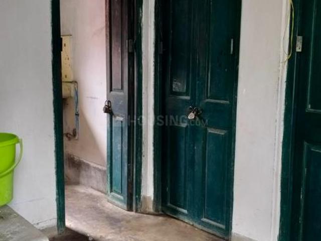6 BHK Independent House in Santoshpur for resale Kolkata. The reference number is 20335472
