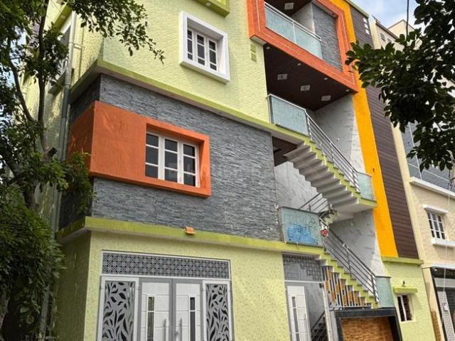 6 BHK Independent House in JP Nagar for resale Bengaluru. The reference number is 20651707