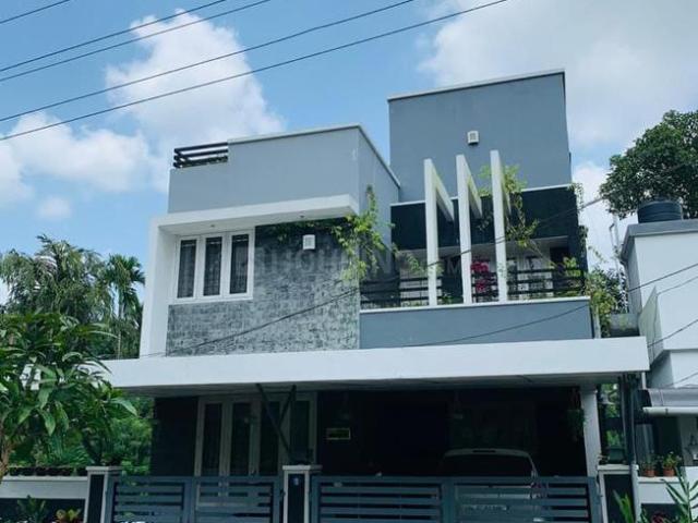 6 BHK Independent House in Kakkanad for resale Kochi. The reference number is 19281364