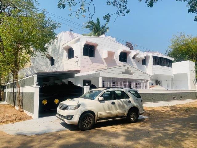 6 BHK Independent House in Kalai Nagar for resale Madurai. The reference number is 19764108