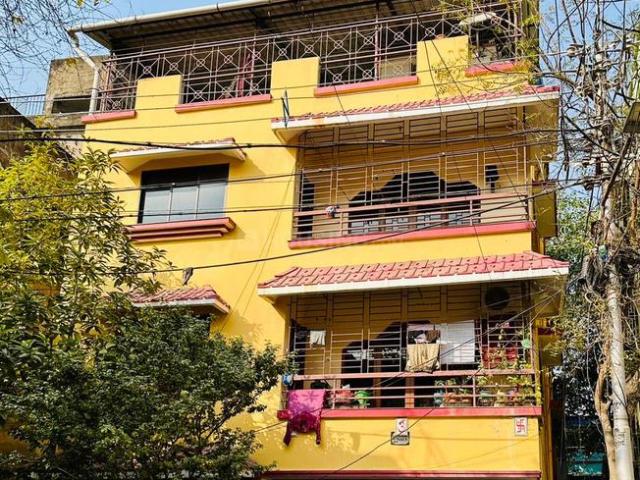 6 BHK Independent House in Kasba for resale Kolkata. The reference number is 20579308