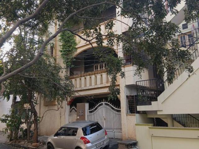 6 BHK Independent House in Kumaraswamy Layout for resale Bengaluru. The reference number is 21090332