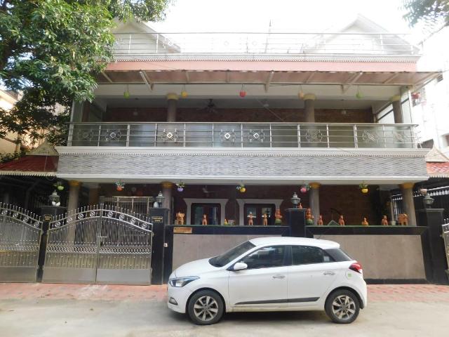 6 BHK Independent House in Manapakkam for resale Chennai. The reference number is 20365113