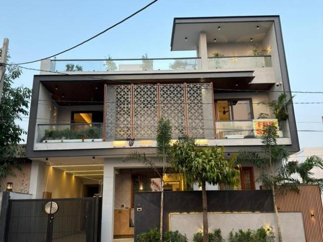 6 BHK Independent House in Mansarovar for resale Jaipur. The reference number is 20372648
