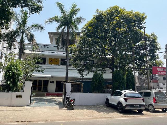 6 BHK Independent House in Mahanagar for resale Lucknow. The reference number is 20109752
