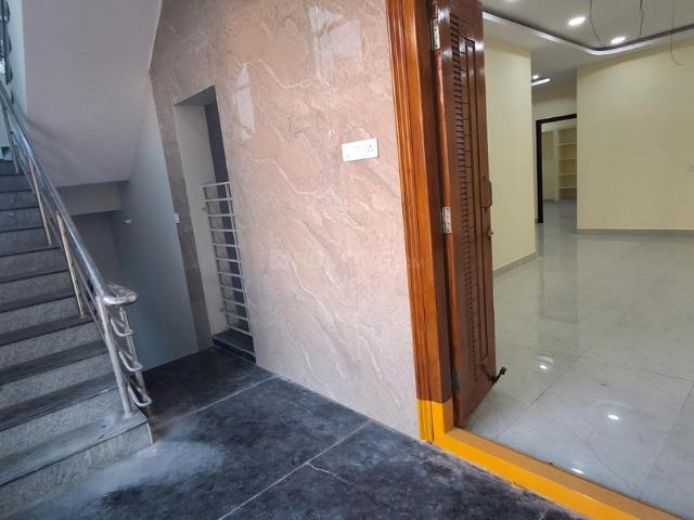 6 BHK Independent House in Moula Ali for resale Secunderabad. The reference number is 21287266