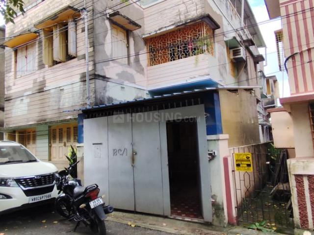 6 BHK Independent House in Naktala for resale Kolkata. The reference number is 20979412