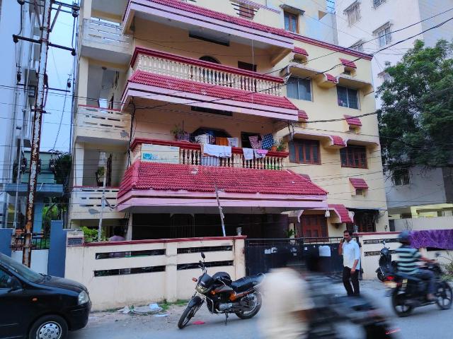 6 BHK Independent House in Nallakunta for resale Hyderabad. The reference number is 21101115