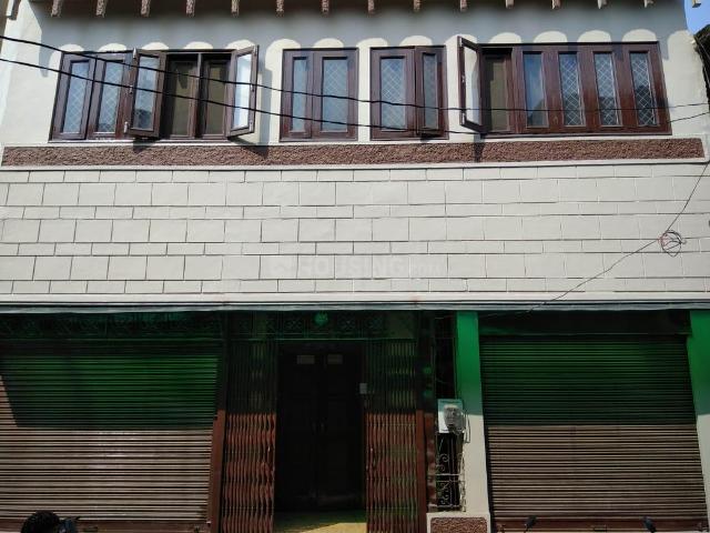 6 BHK Independent House in Naya Ganj for resale Ghaziabad. The reference number is 11067127