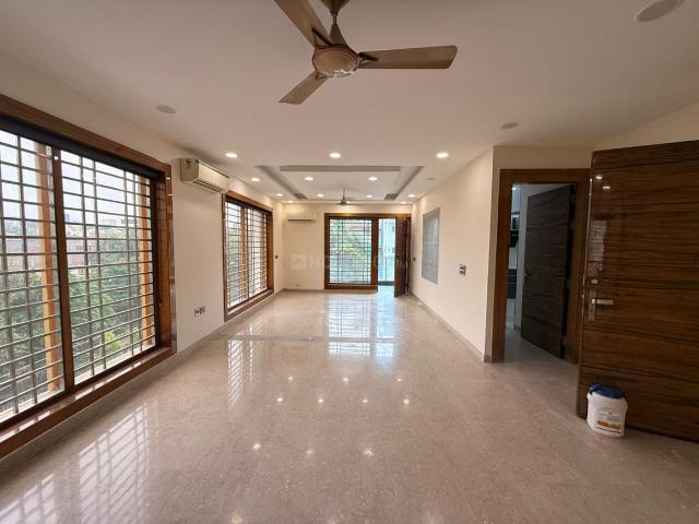 6 BHK Independent House in Palam Vihar Extension for resale Gurgaon. The reference number is 21106306