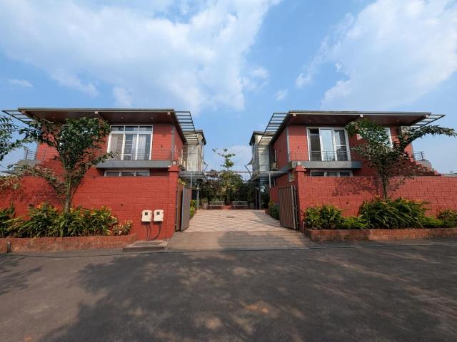 6 BHK Independent House in Parshwapuram for resale Lonavala. The reference number is 21303883