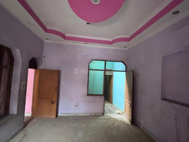 6 BHK Independent House in Raj Nagar Extension for resale Ghaziabad. The reference number is 20825835
