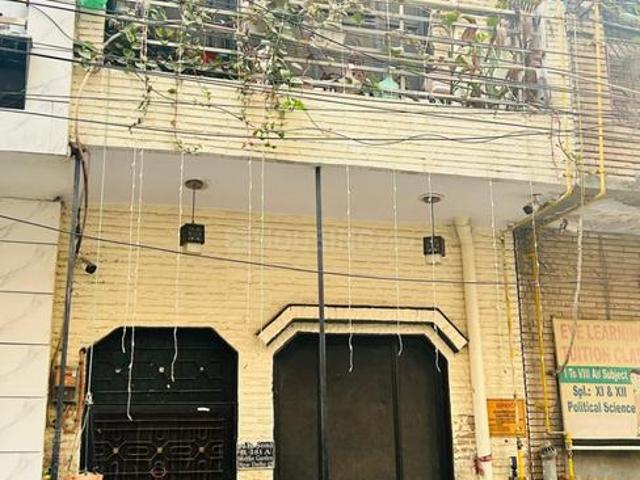 6 BHK Independent House in Razapur Khurd for resale New Delhi. The reference number is 19112822