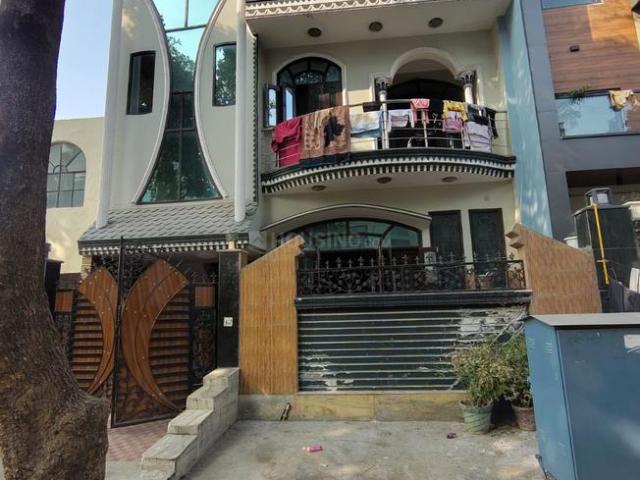 6 BHK Independent House in RHO I for resale Greater Noida. The reference number is 19920144