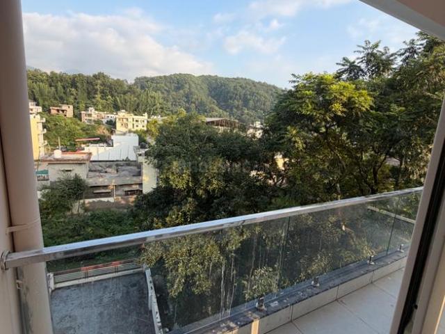 6 BHK Independent House in Sahastradhara Road for resale Dehradun. The reference number is 21167342