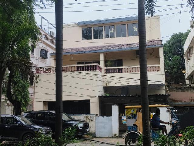 6 BHK Independent House in Salt Lake City for resale Kolkata. The reference number is 21133246