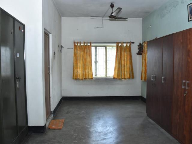 6 BHK Independent House in Sarsuna for resale Kolkata. The reference number is 20203836