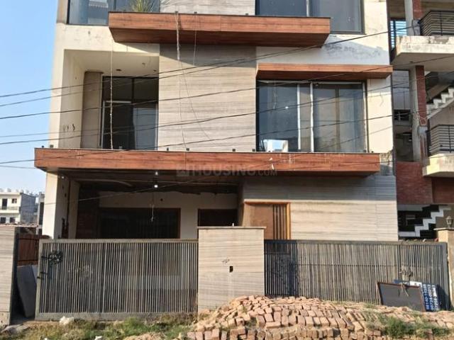 6 BHK Independent House in Sector 123 for resale Mohali. The reference number is 19590055