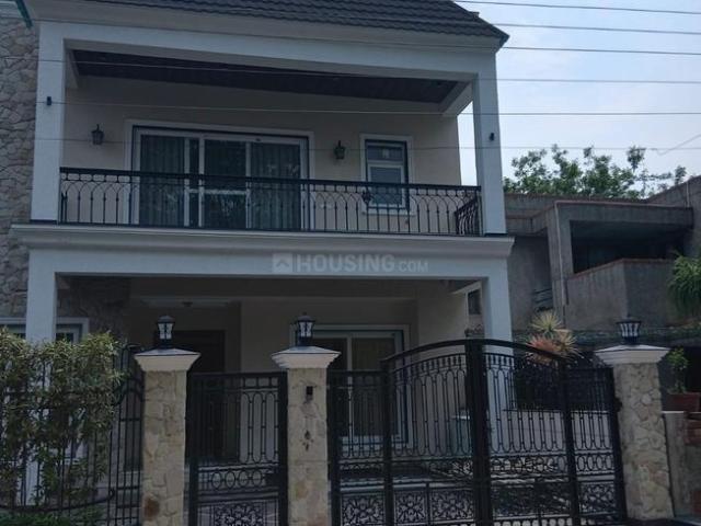 6 BHK Independent House in Sector 12 for resale Panchkula. The reference number is 20884964